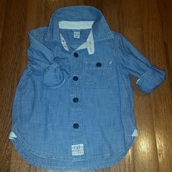 🔶️5 for $30🔶️ GAP | Boy's Chambray button down shirt - Picture 1 of 1